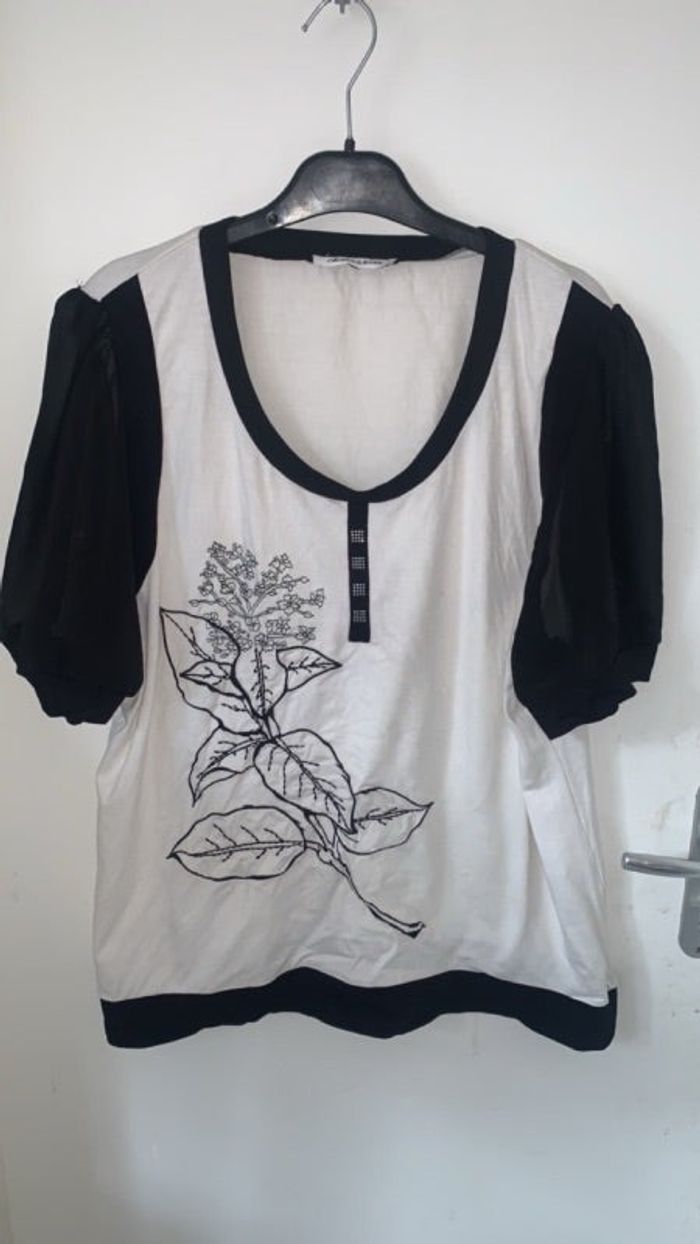 TEE shirt femme taille 5