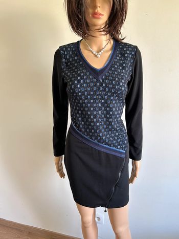 Robe bleue et noire neuve à manches longues Jus d’Orange taille 2