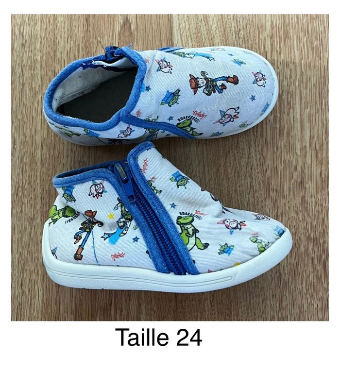 Chaussons taille 24