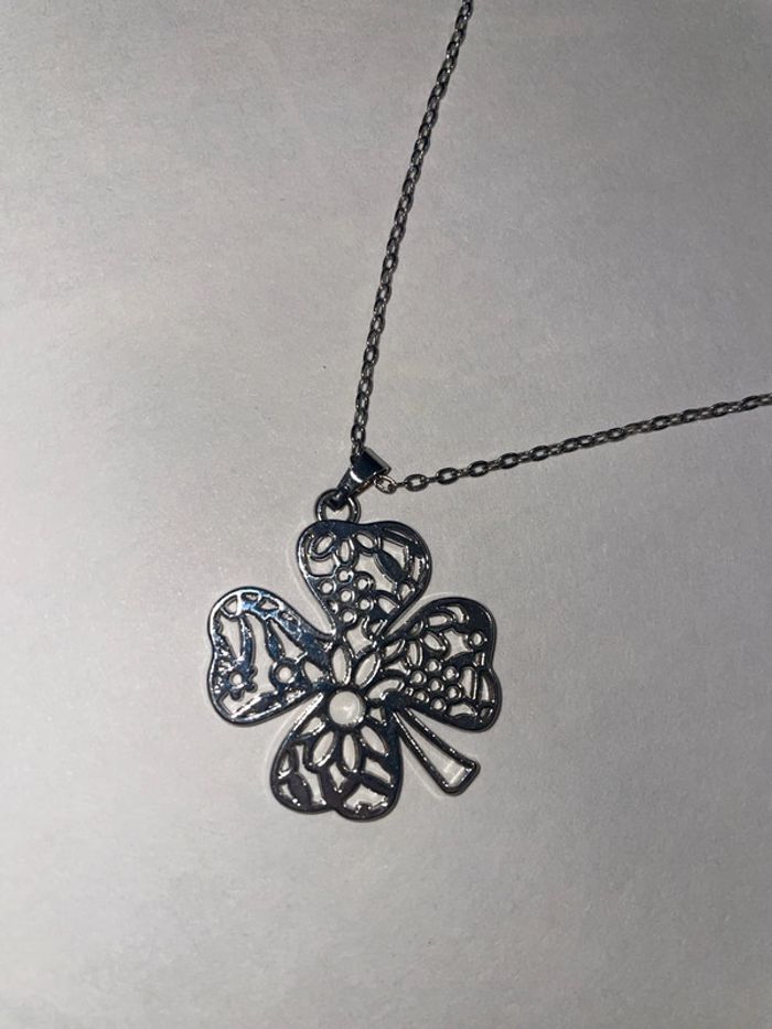 Collier - photo numéro 2