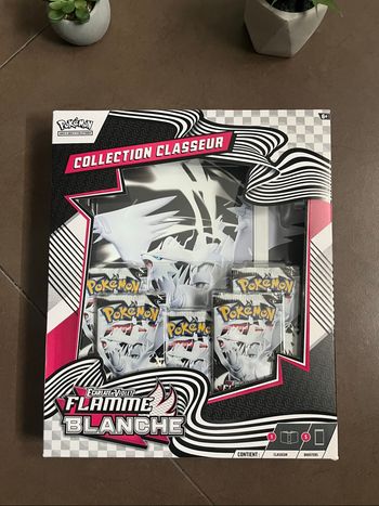 Pokémon - Coffret Classeur Ecarlate et Violet : Flamme Blanche
