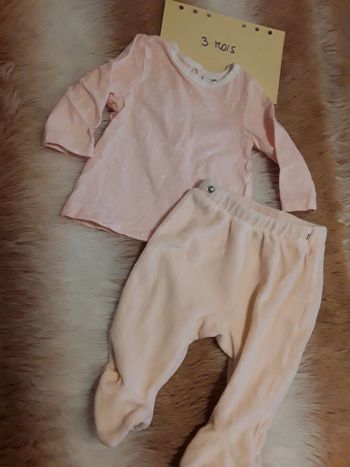Ensemble tshirt+ pantalon bébé fille 3 mois