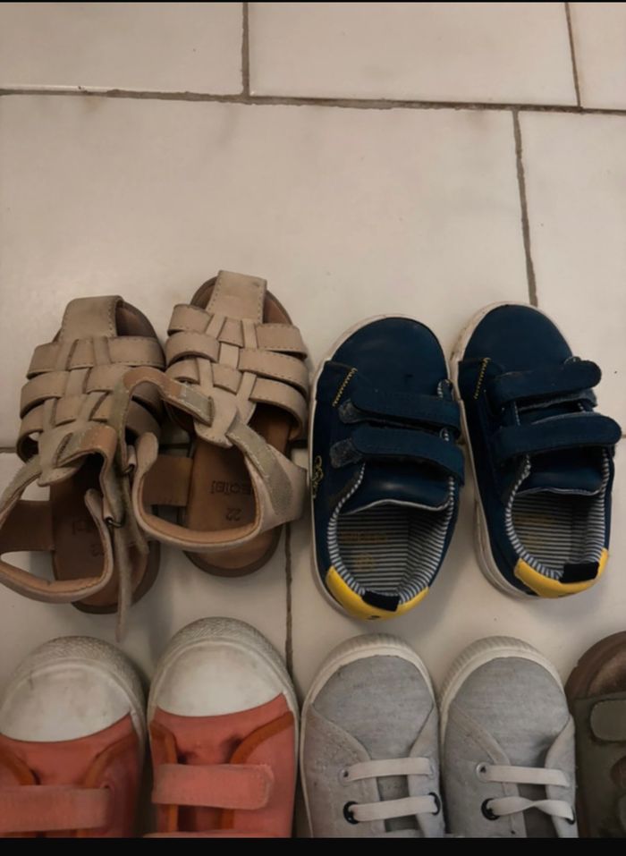 Lot chaussure garçon taille 22 - photo numéro 2