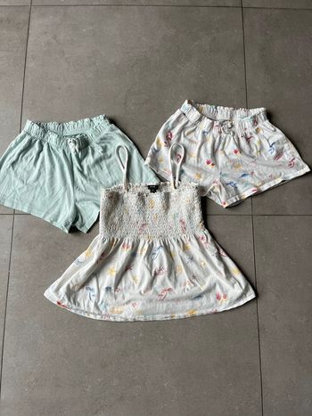 Ensemble shorts et top