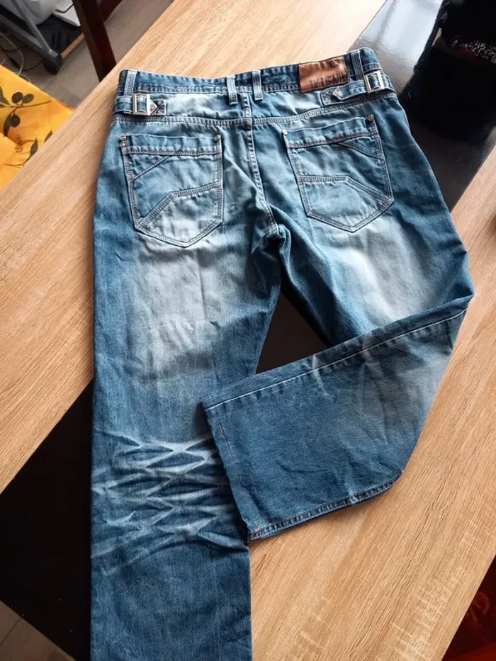 Jean's homme T46 - photo numéro 8