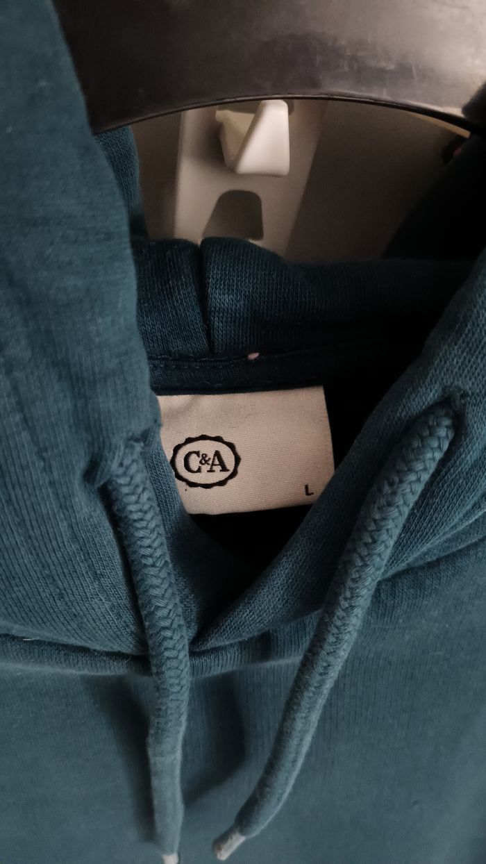 Sweat bleu - photo numéro 3