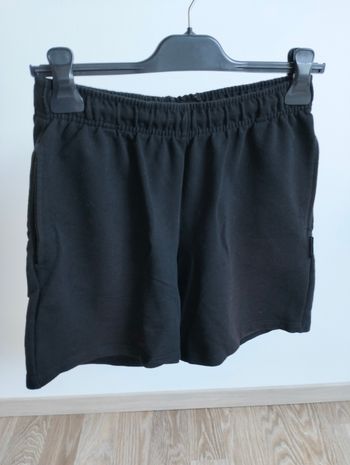 Short noir 14 ans