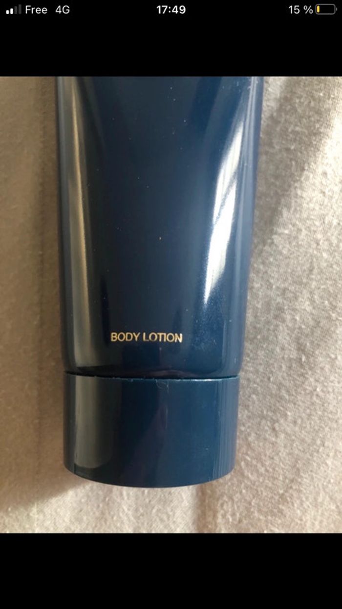 Carolina herrera good girl body lotion - photo numéro 4