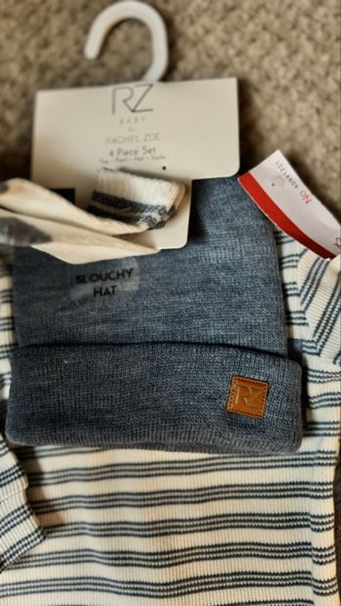 Ensemble  bébé 3-6 mois - photo numéro 4