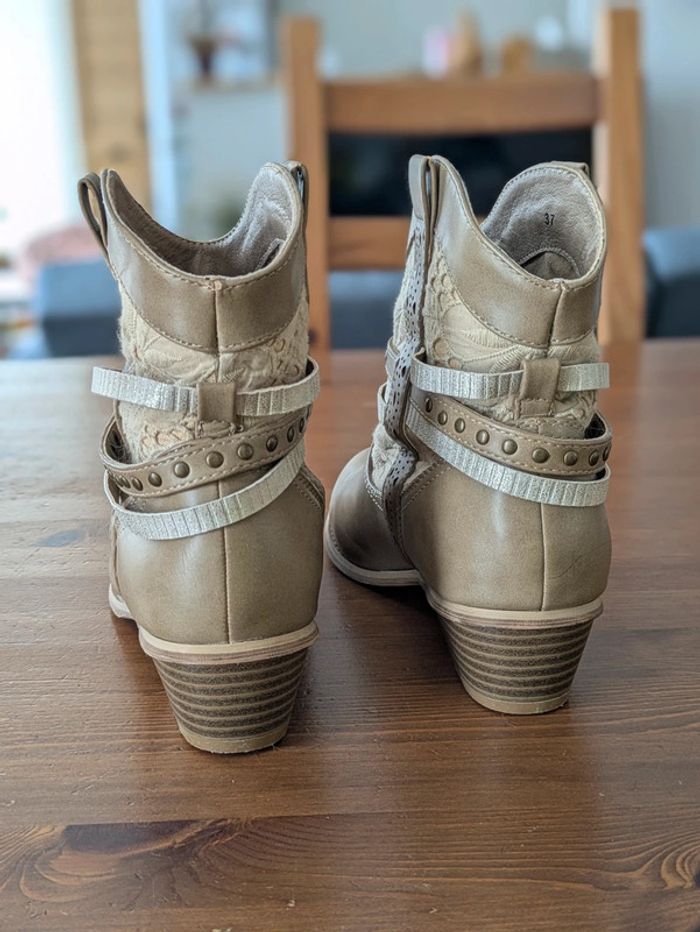 Bottines chic beige Neuve 37 Pied fin - photo numéro 5