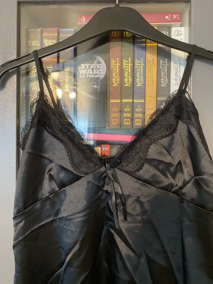 superbe lot de 2 sous robe nuisette noir et blanc taille 44 neuf - photo numéro 4