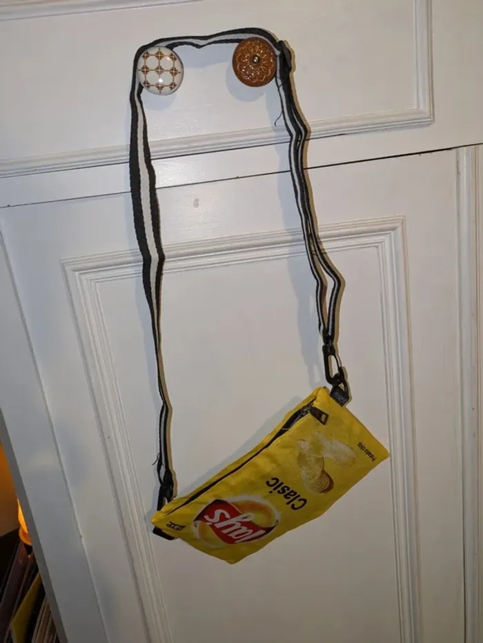 Sac original style paquet de chips Lays NEUF - photo numéro 3