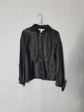 Chemise en simili cuir