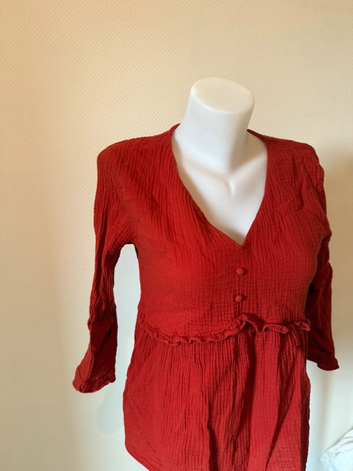 Blouse en très bon état taille S bordeaux season - photo numéro 2