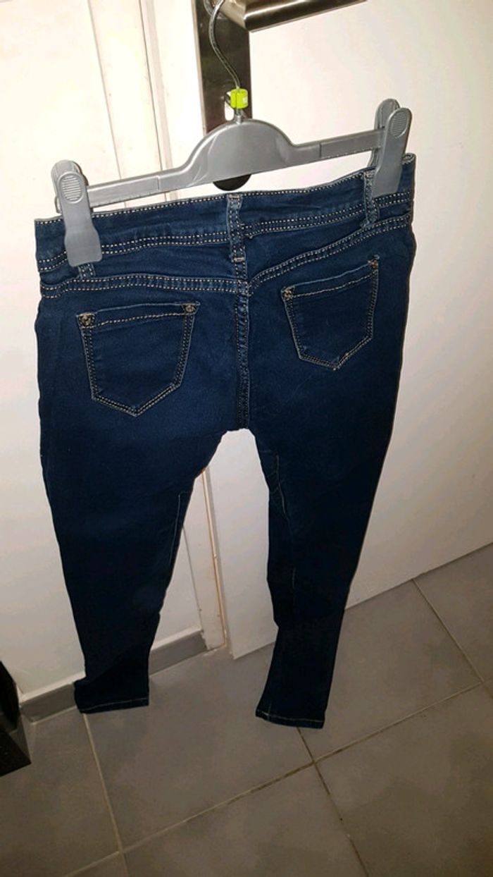 Jean simple - photo numéro 3