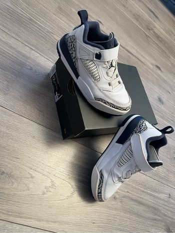 jordan spizike low taille 29,5