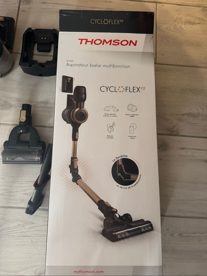 Aspirateur Thomson - photo numéro 4
