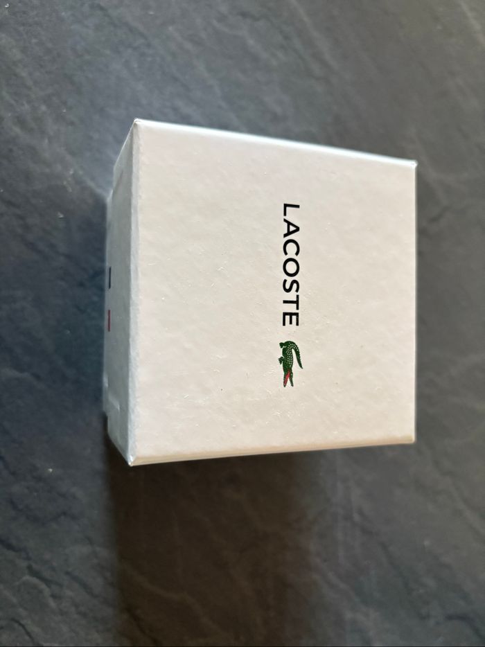 Montre LACOSTE NEUVE - photo numéro 4