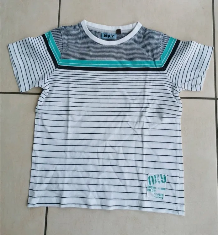Tee shirt NKY 6 ans