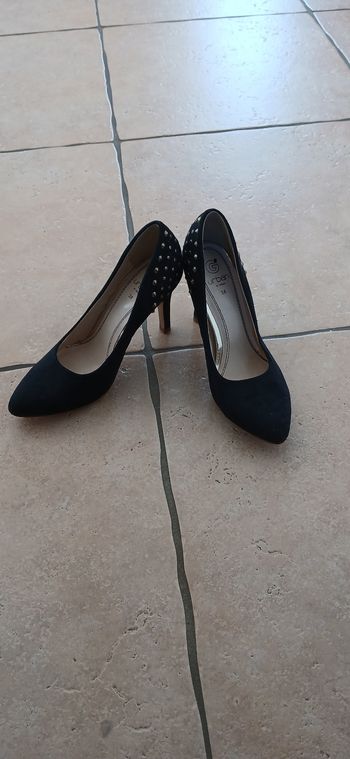 Escarpins noirs T 38