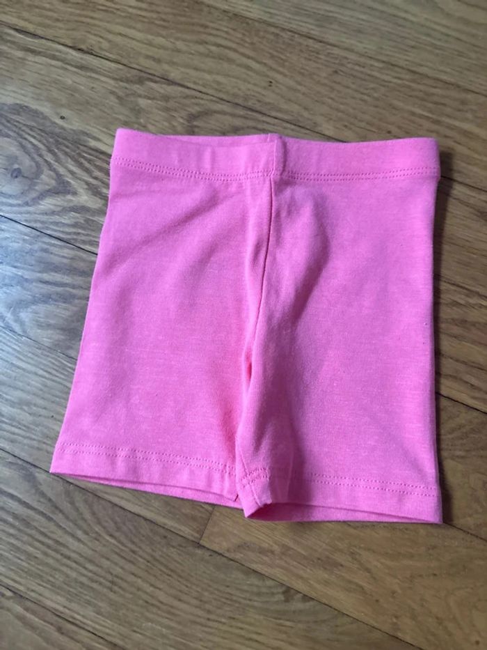 2 shorts 3/6 mois 68 cm - photo numéro 3