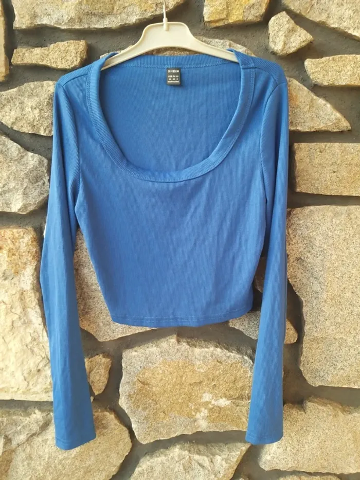 Tee-shirt femme manches longues court