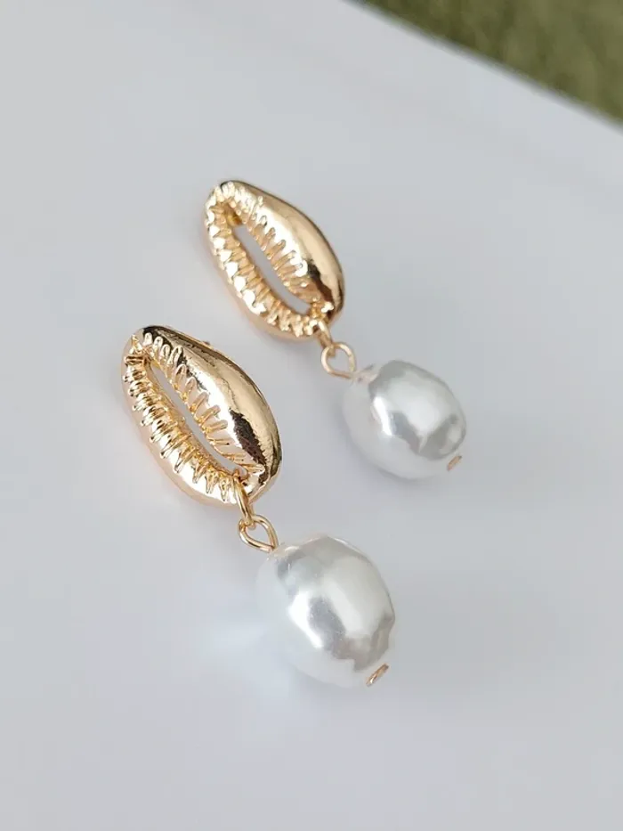 Boucles d'oreilles - coquillage perle blanche nacrée - acier inoxydable - tendance bohème 🐚 - photo numéro 4