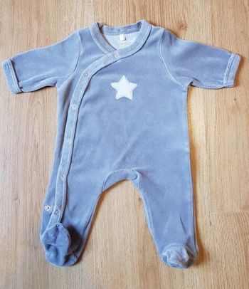 Lot de 6 pyjamas 0/1mois