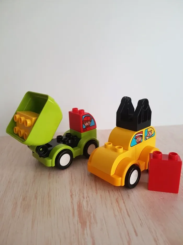 Camion transporteur et véhicules Lego Duplo - photo numéro 8