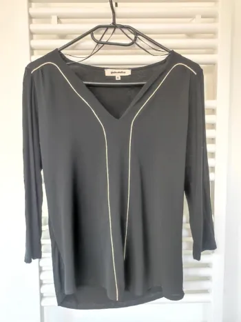 Blouse noire XS grain de malice