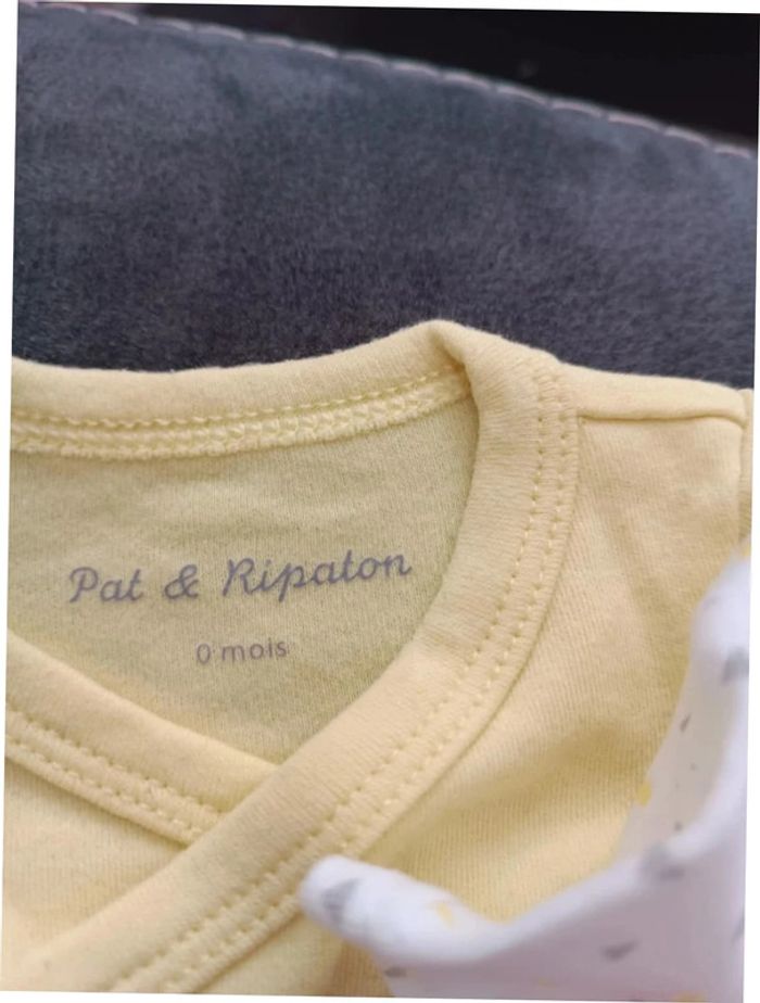 Lot de 5 bodies manches courtes 0 mois/ prema - photo numéro 2