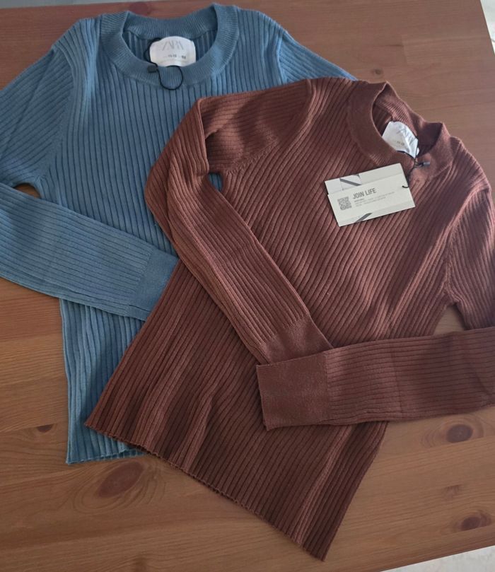 Neufs (non portés) 🏷🏷😍🥰 deux pulls 12 ans fille 🥰😍