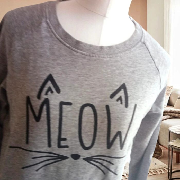 Pull gris chat Jennyfer taille M - photo numéro 2