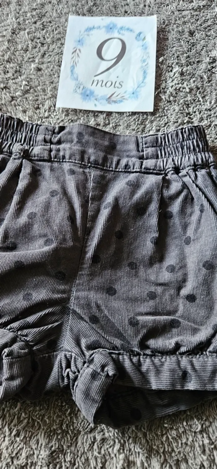 Short hiver 9 mois - photo numéro 2