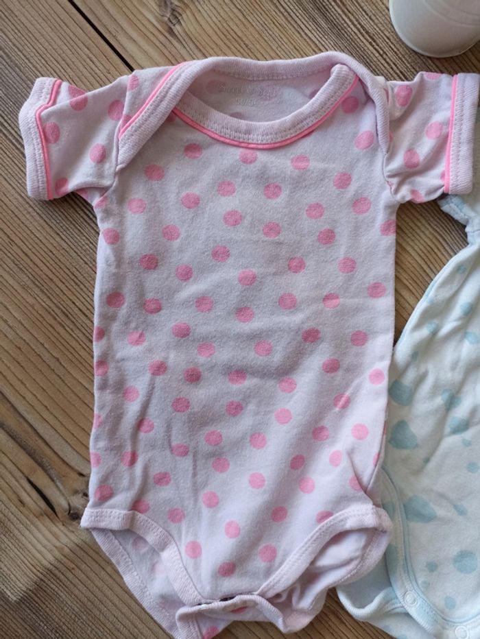 Lot de 2 bodys 1 mois - photo numéro 2