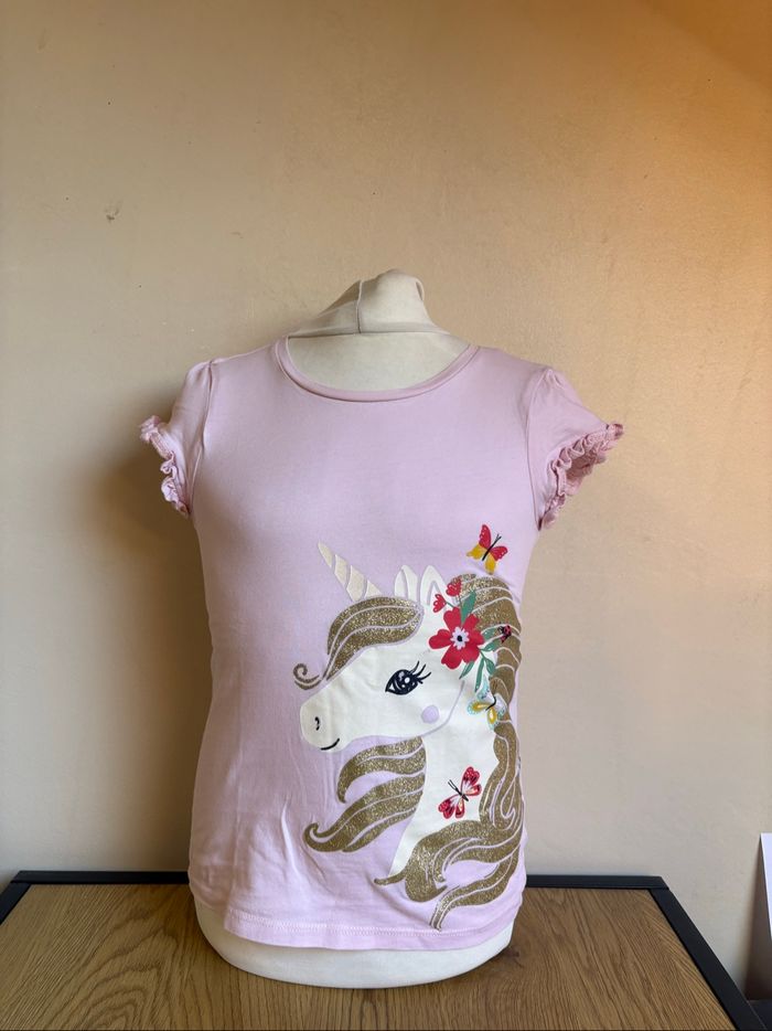 T-shirt fille taille 134 - photo numéro 1