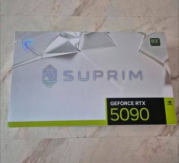 Carte graphique RTX 5090 suprim