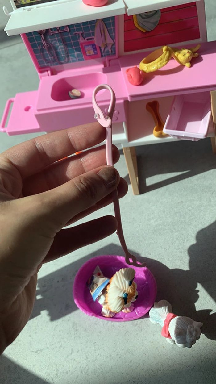 Lot accessoires magasin animalier barbie avec accessoires chien - photo numéro 10
