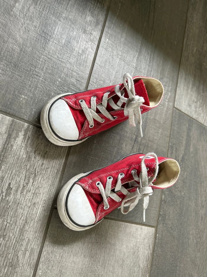 Converse rouge