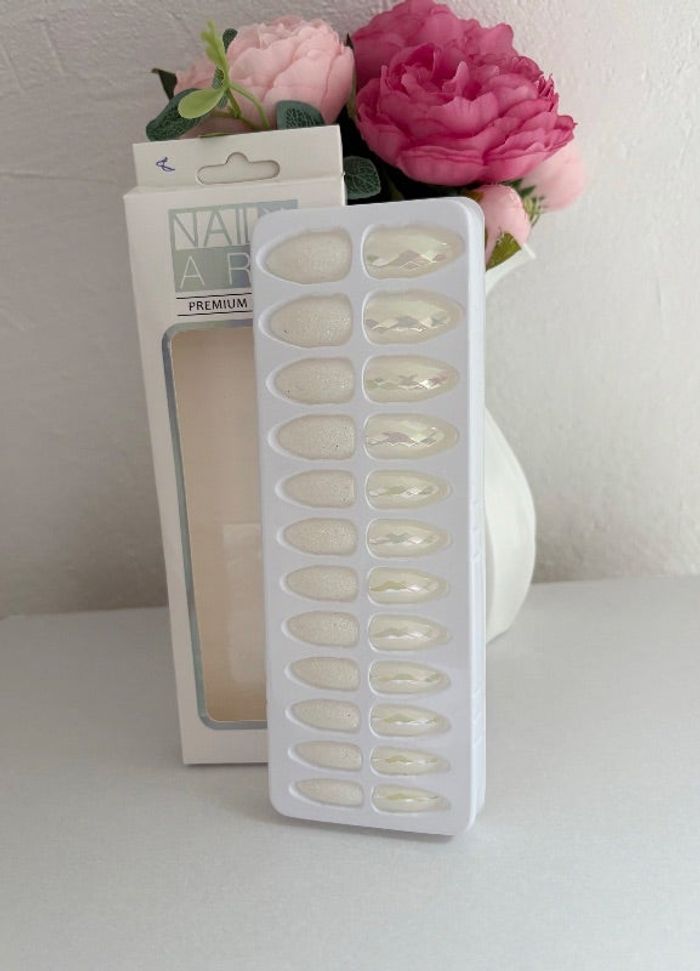 Faux ongles blanc pailleté