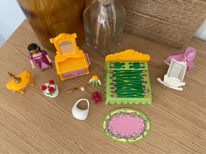Chambre princesse + bébé Playmobil - photo numéro 2