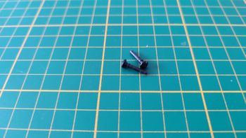 Lot x2 tiges support roue pièce détachée miniature Burago Bburago Alfa Romeo 2300 Monza 1934 1/18 1/