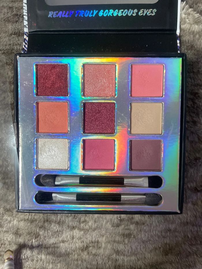 Palette de 9 fards à paupières