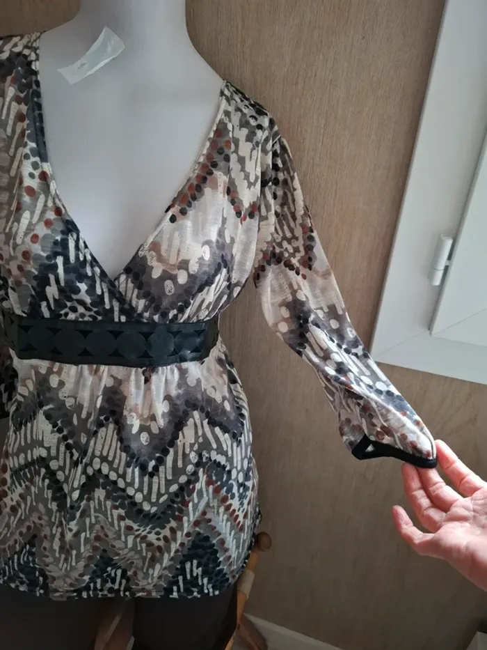 Blouse fluide imprimée T 42/44 - photo numéro 6