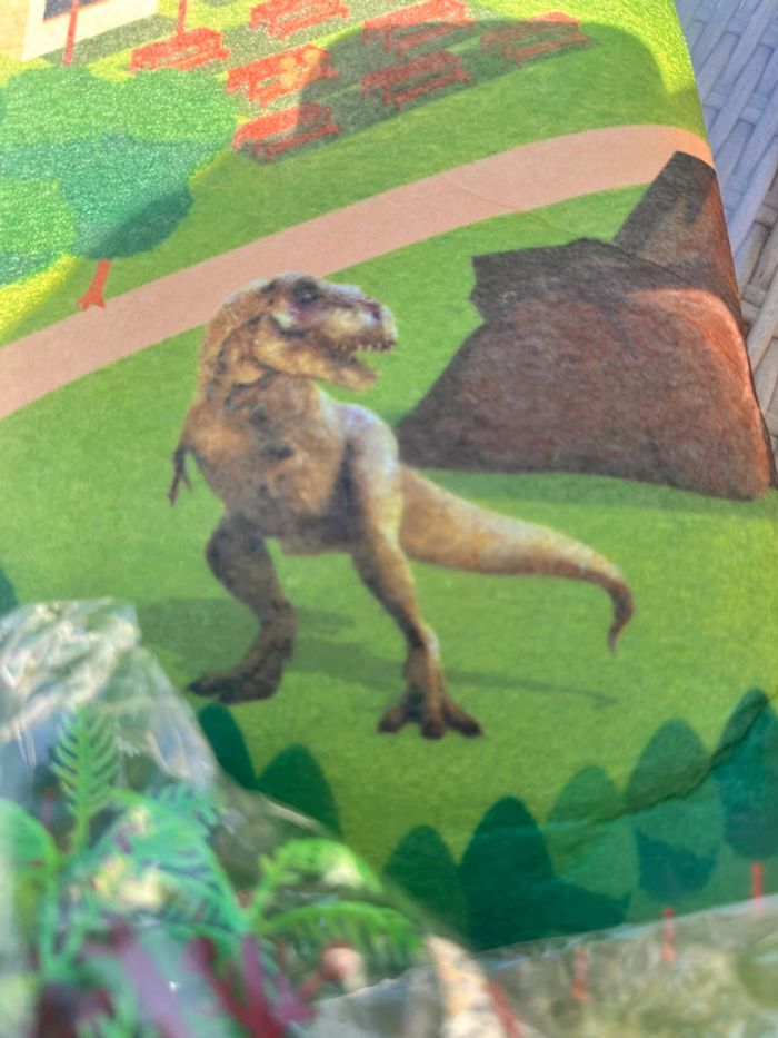 Boîte dinosaure monde des dinosaures - photo numéro 4