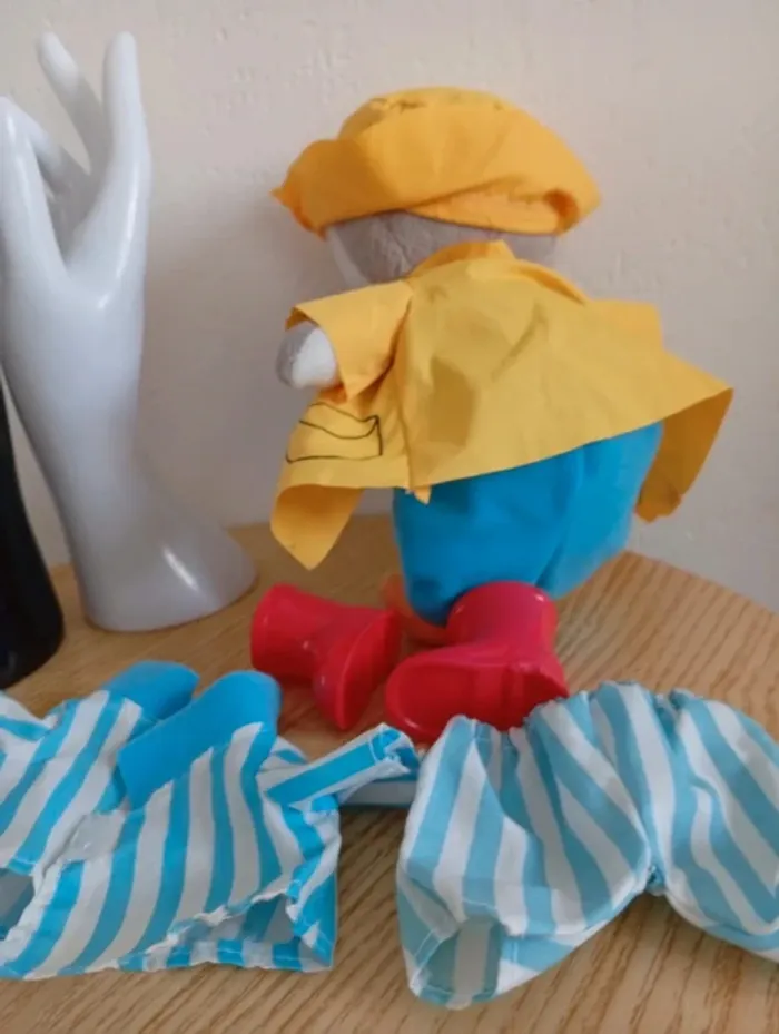 Peluche T'choupi complet 22cm dessins animés tchoupi et doudou - photo numéro 4
