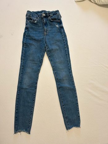 Jeans H&M taille 38 hyper skinny taille haute
