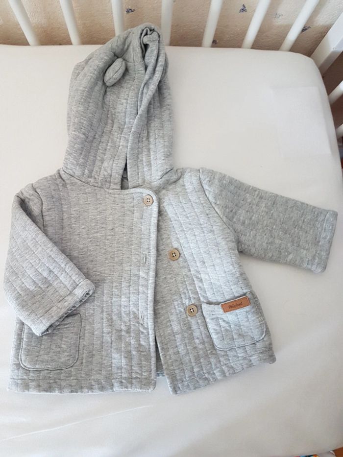 Veste grise 6 mois