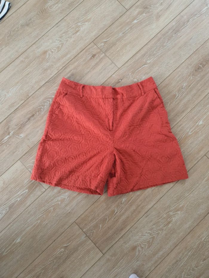 Short brodé monoprix Taille 44
