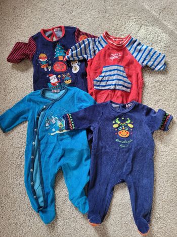 4 pyjamas DPAM 3mois